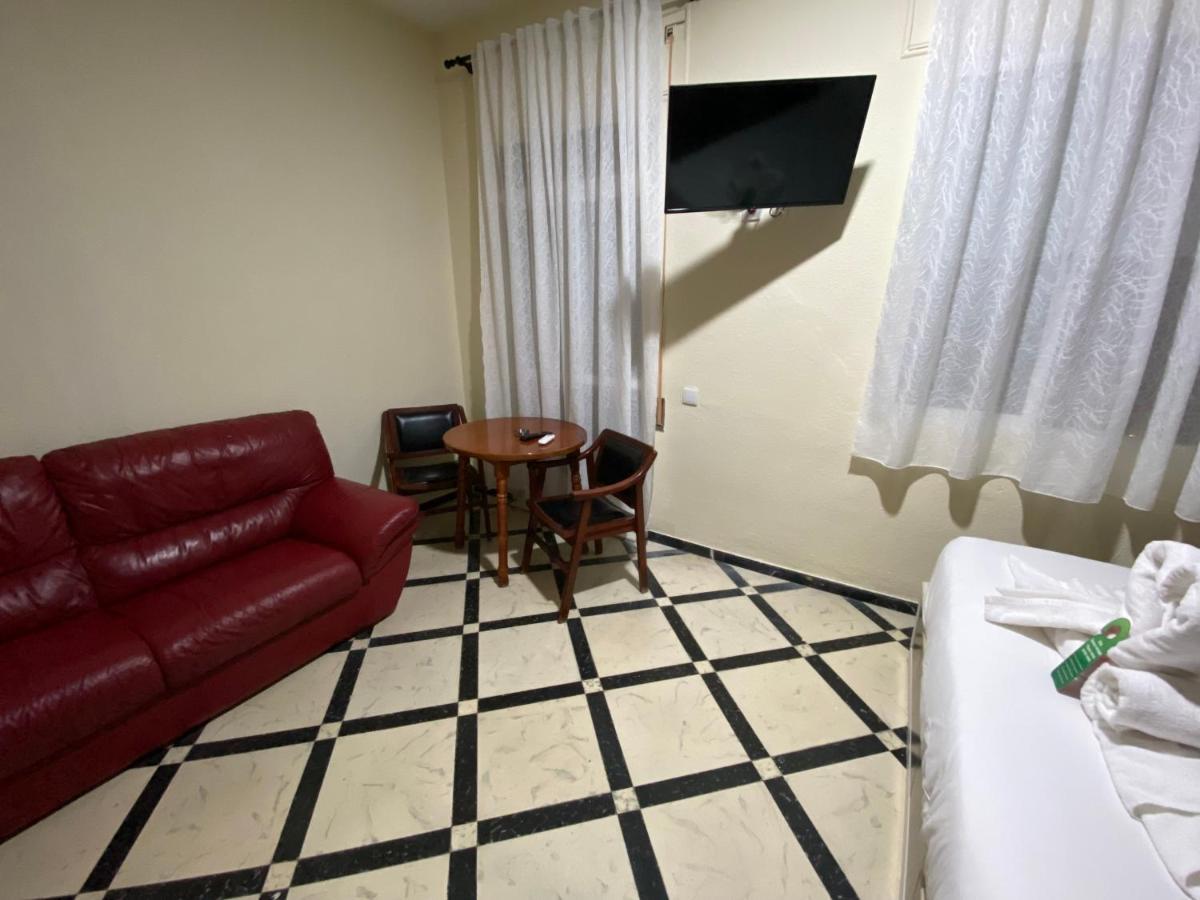 Hostal Avenida Andalucia Sevilla Exteriér fotografie